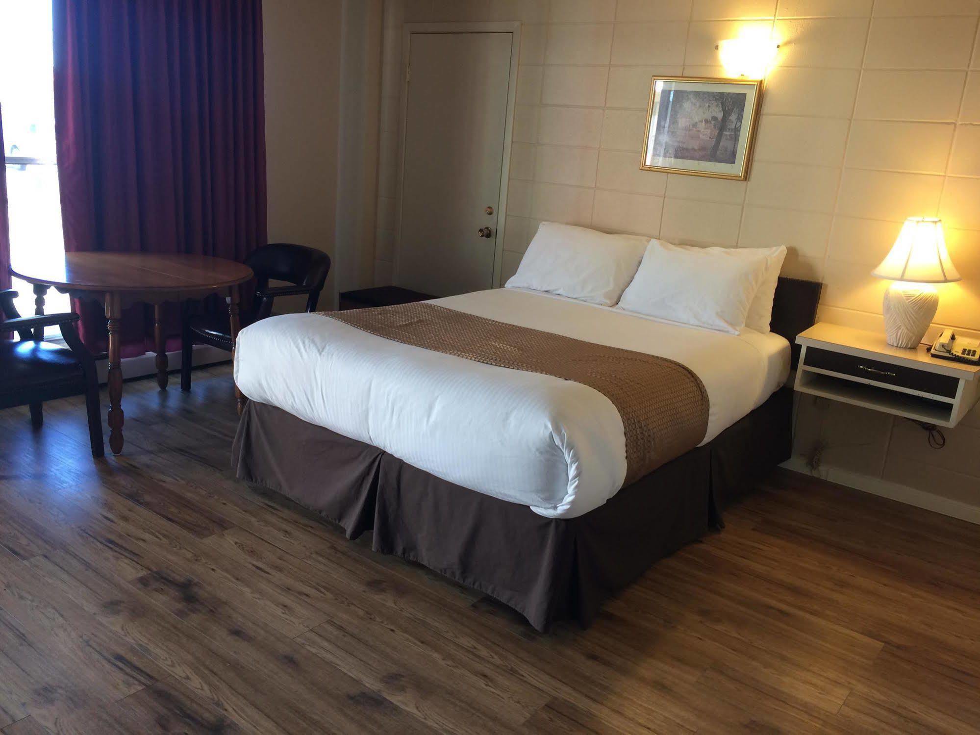 Siesta Motel Olds Zewnętrze zdjęcie