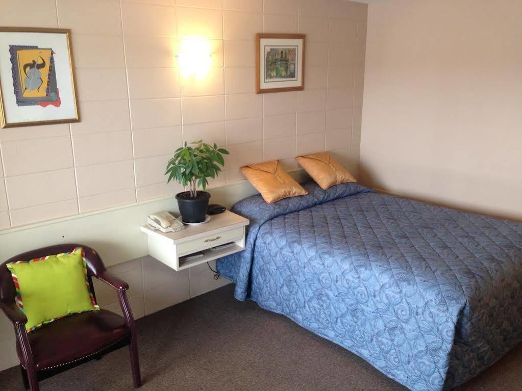 Siesta Motel Olds Zewnętrze zdjęcie